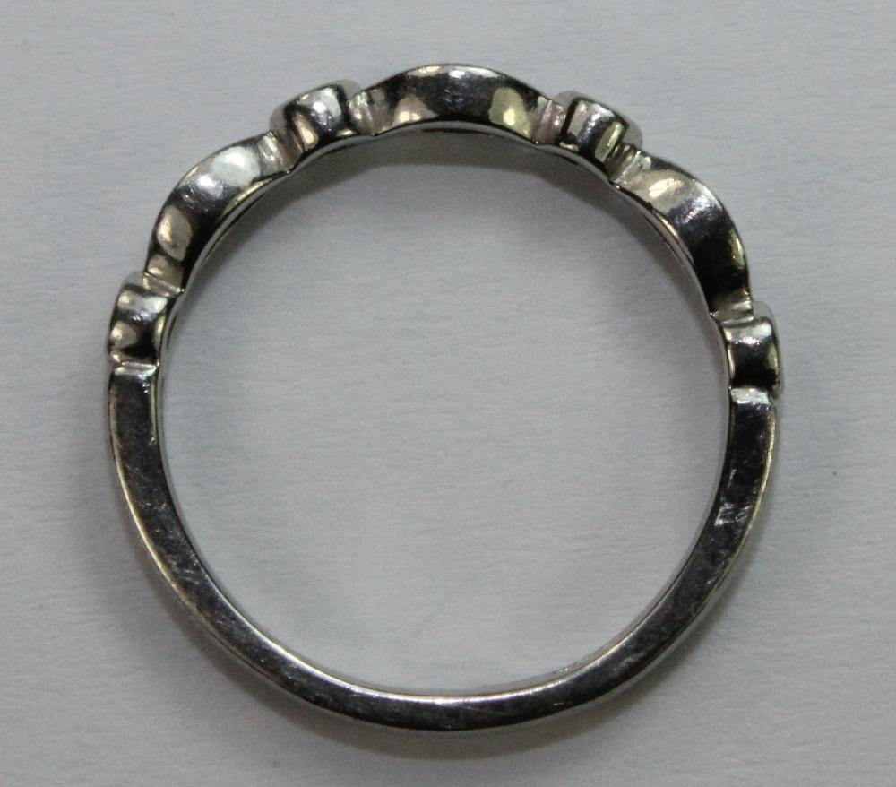 Diamond Ring in Platinum Se... image