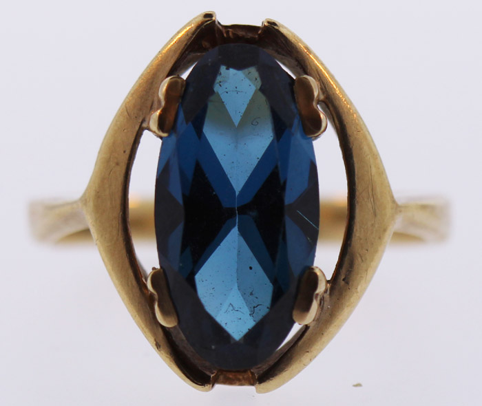 Blue Spinel set in 9ct Gold... image