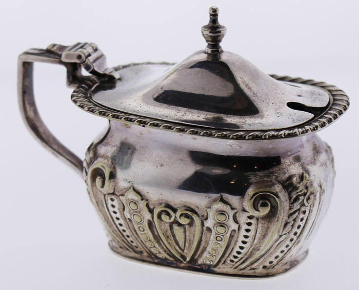 Quality Silver-plate vessel... image