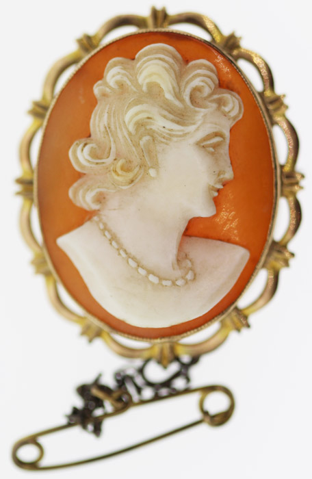 Vintage Cameo Suite in 9ct ... image