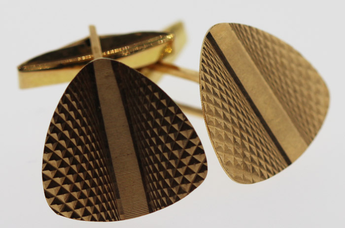 Retro Cufflinks in 18ct Gold image