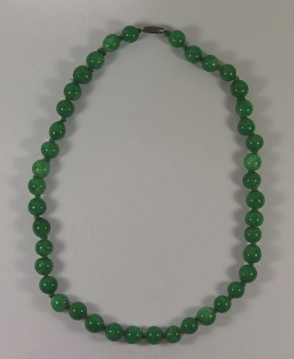 Green Peking Glass Necklace image