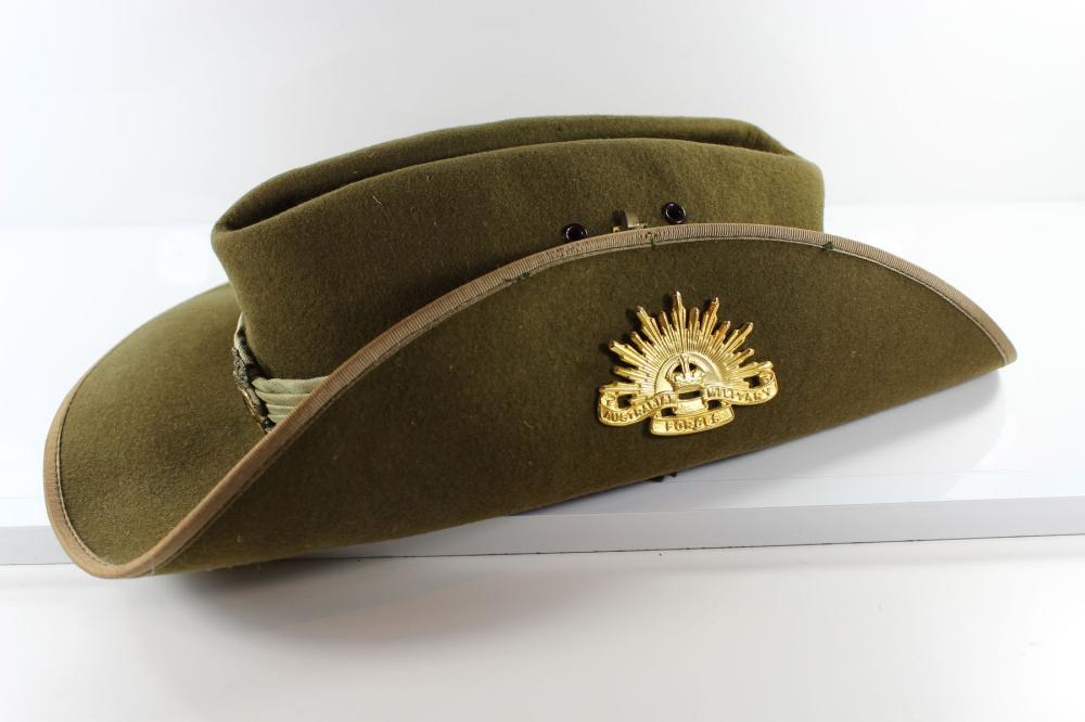 Australian Army issue Slouc... image