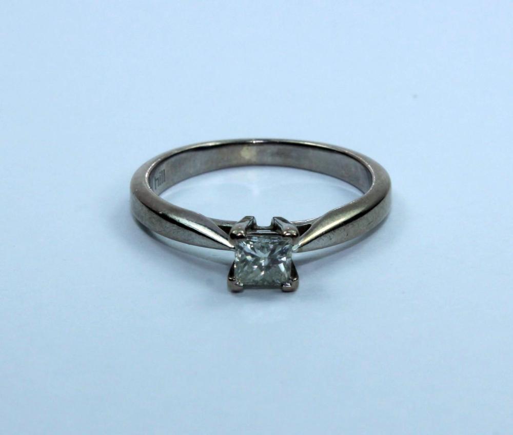 Solitaire Diamond Ring in 1... image