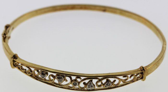 Intricate 9ct Gold Bangle s... image