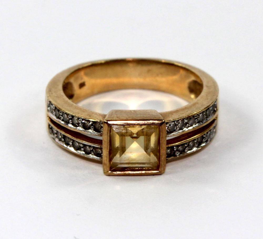 Citrine Ring in 9ct Yellow ... image