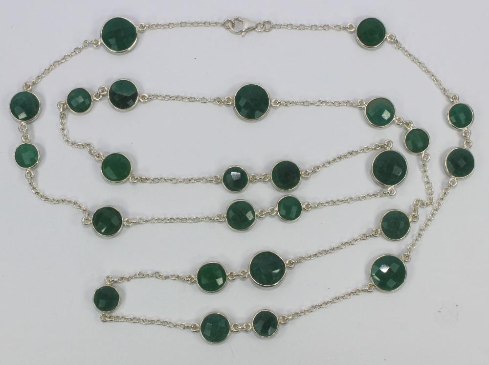 Emerald Necklace in Sterlin... image