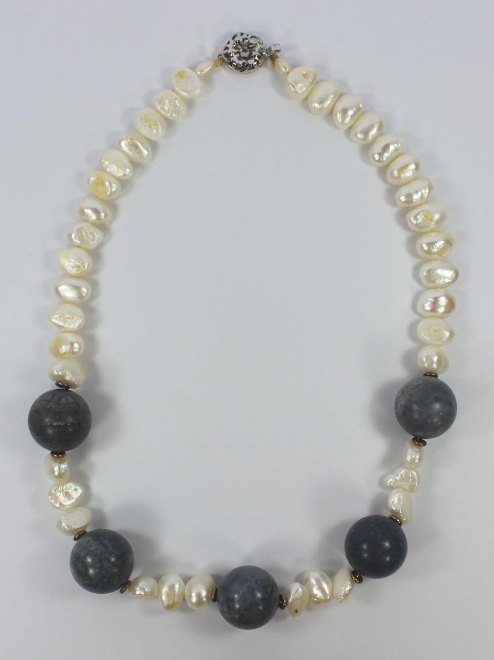 Freshwater Pearl Necklace w... image