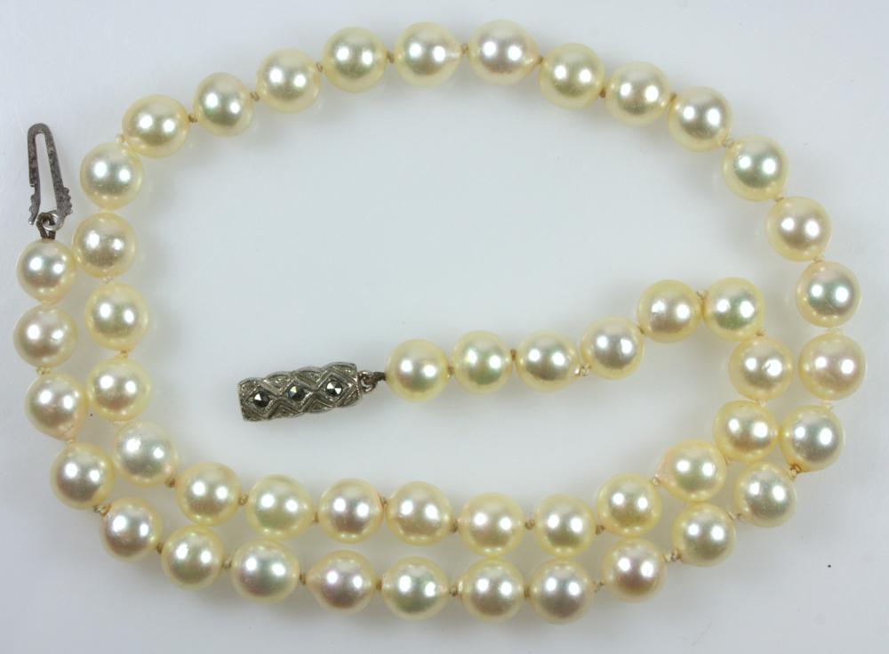 Quality Cultured Pearl Neck... image