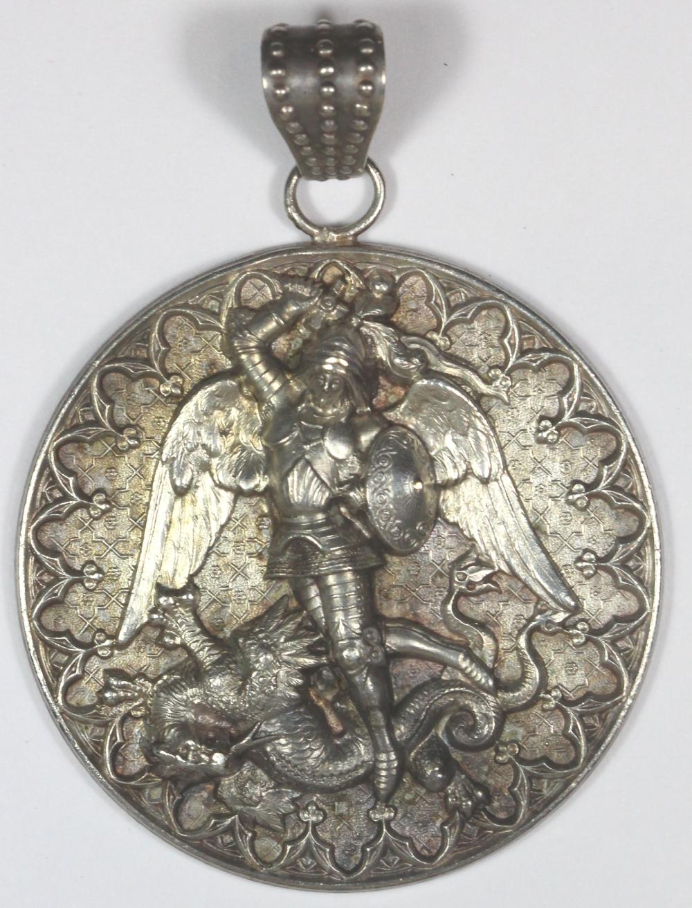 Silver-plated Pendant featu... image