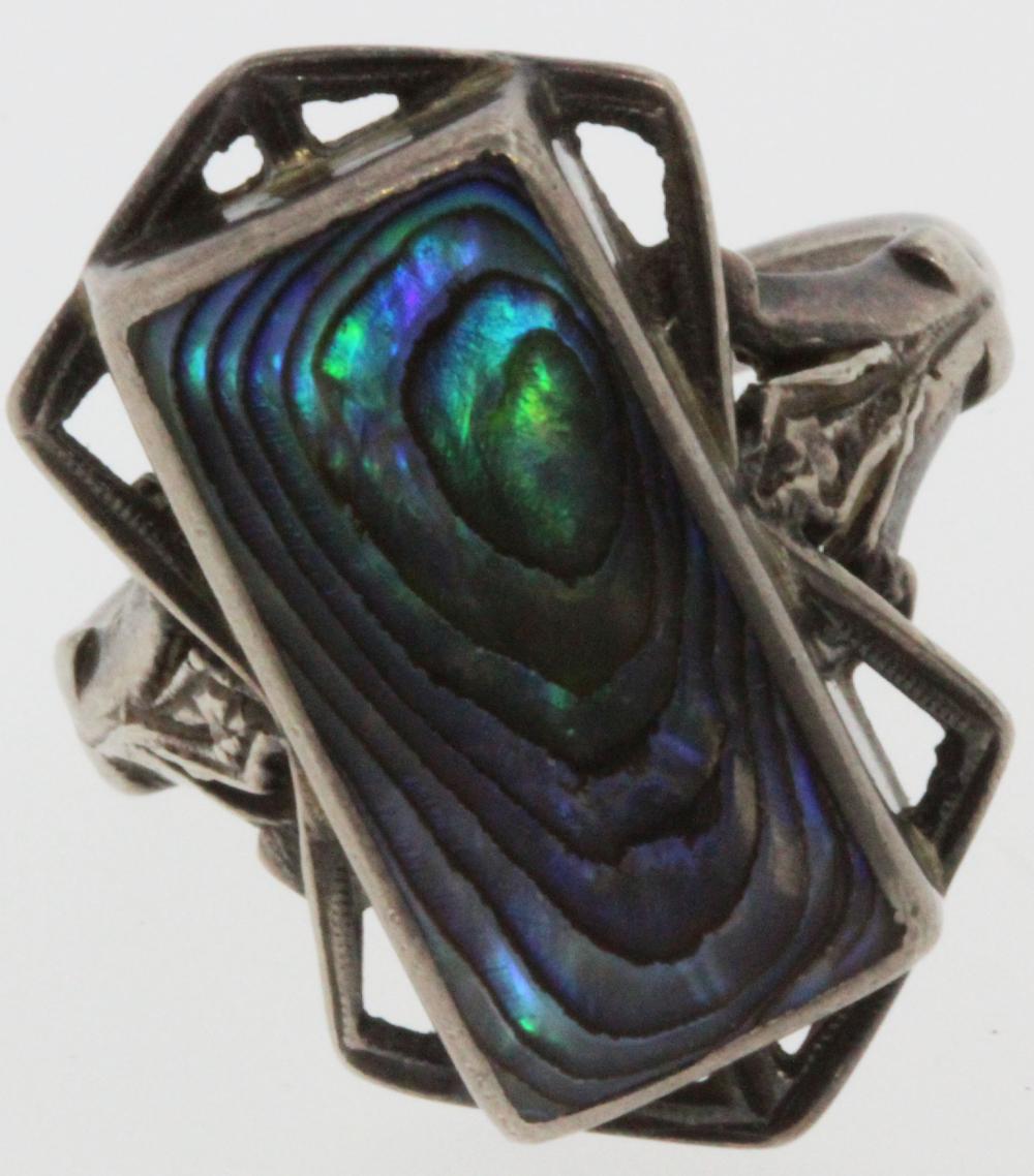 Vintage Paua Shell Ring in ... image