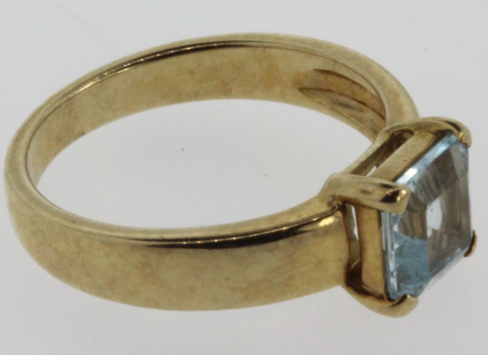 Step-cut Aquamarine Ring in... image