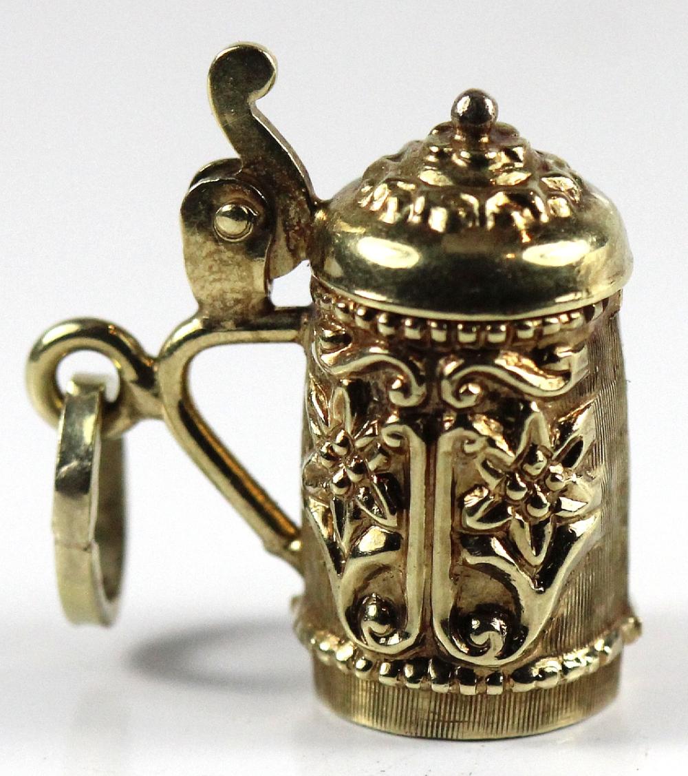 Beer Stein Gold Charm in 14... image