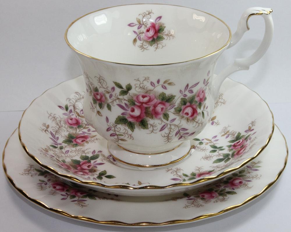 Royal Albert 'Lavender Rose... image