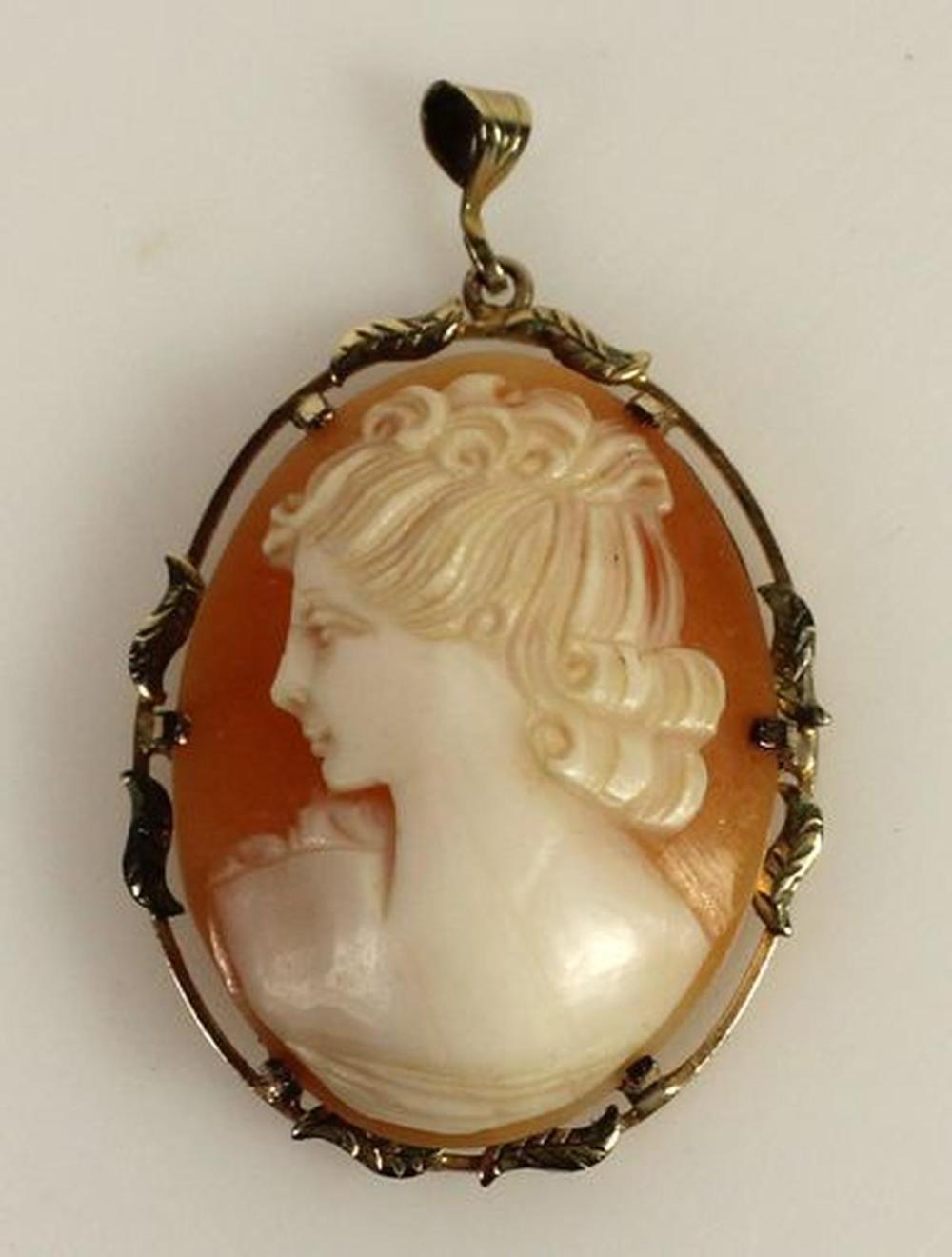 Vintage Shell Cameo Pendant... image