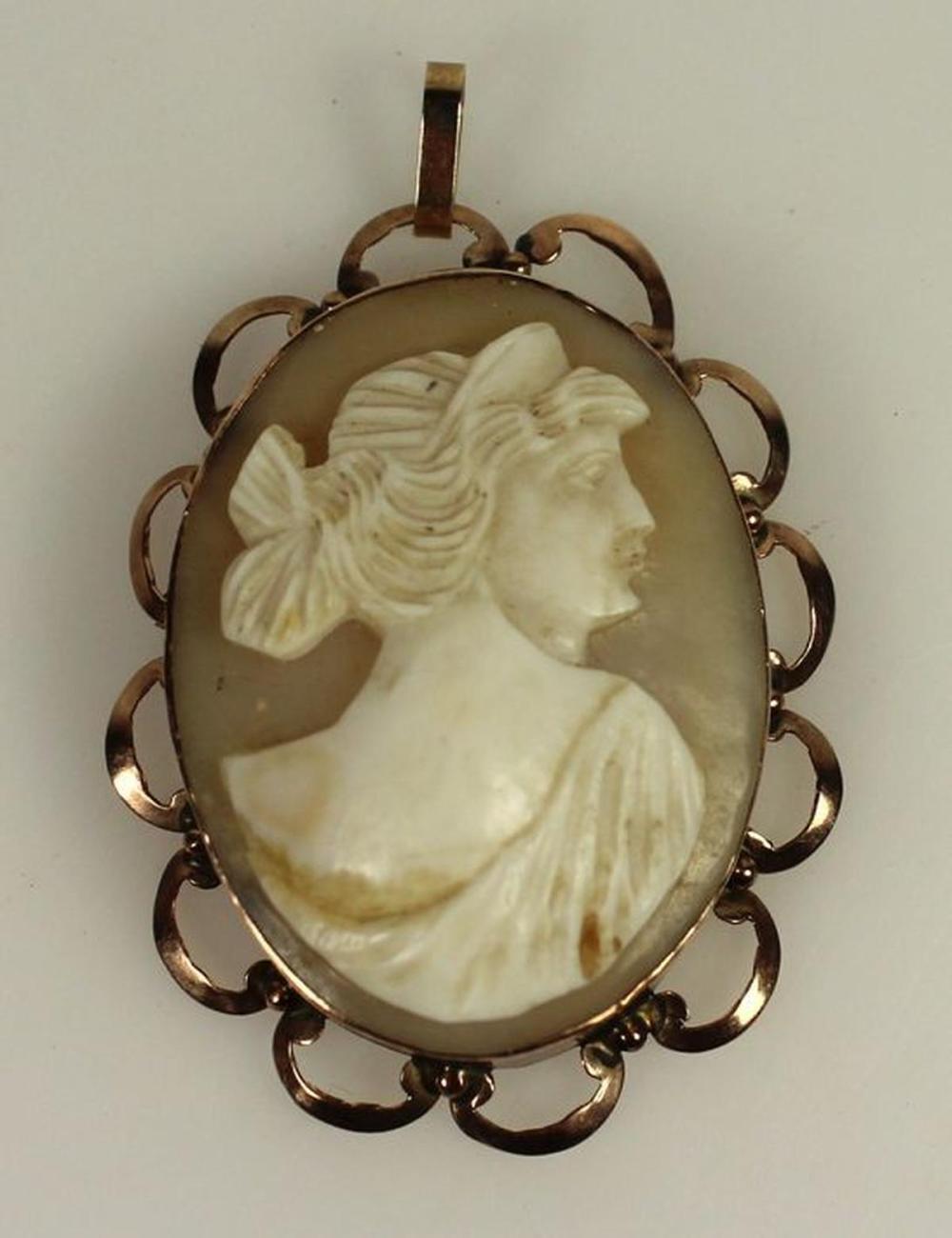 Vintage Shell Cameo Pendant... image