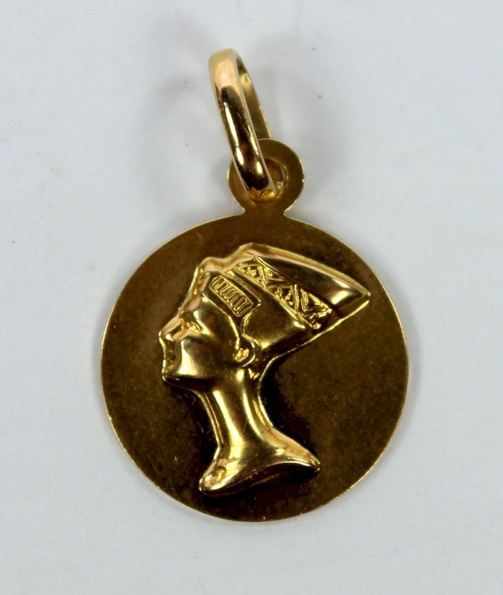 Nefertiti Charm in 18ct Yel... image