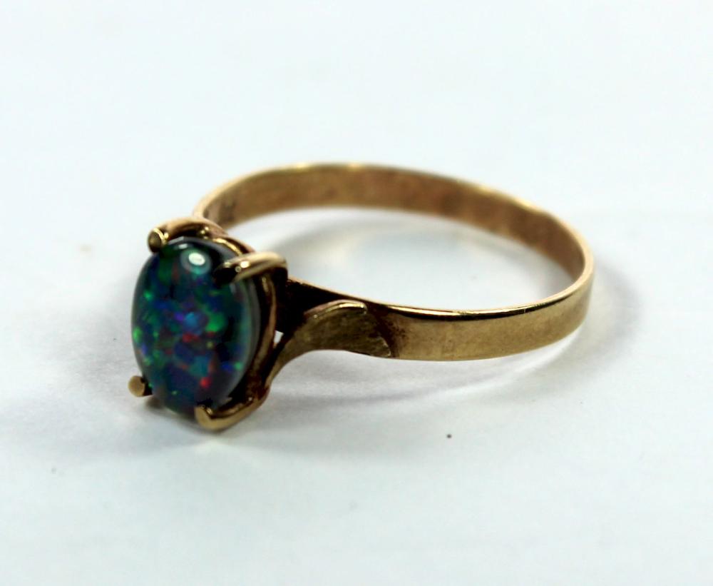 Opal Triplet Ring in 9ct Ye... image