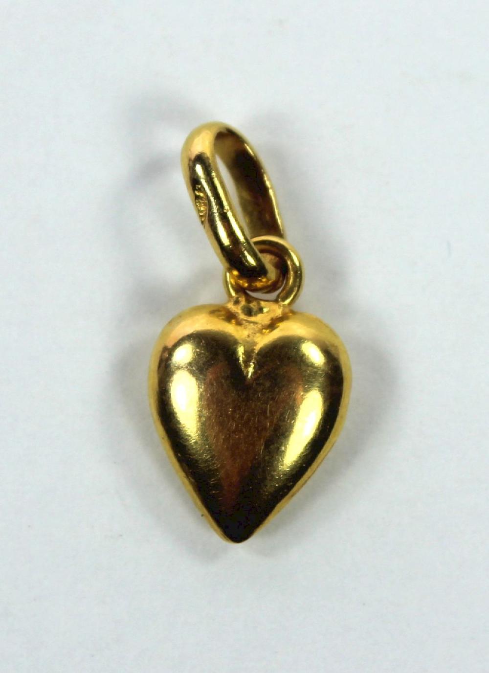 Heart Charm in 18ct Yellow ... image