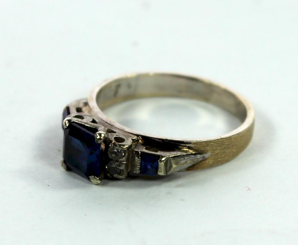 Deco-style Sapphire Ring in... image