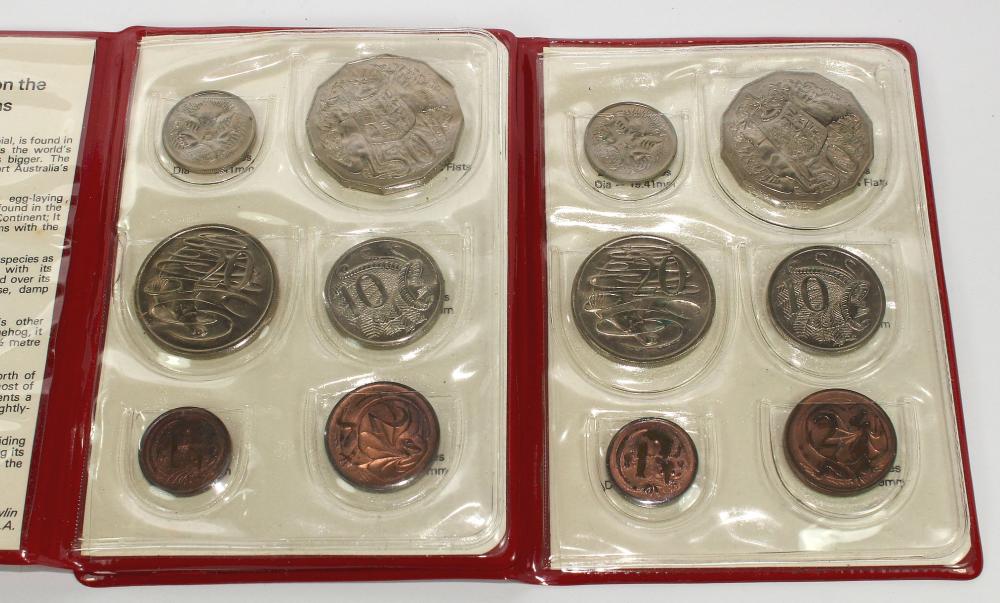 Australia 1975 Mint Sets, U... image