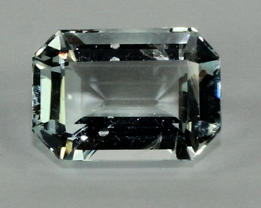 Emerald-cut Aquamarine image