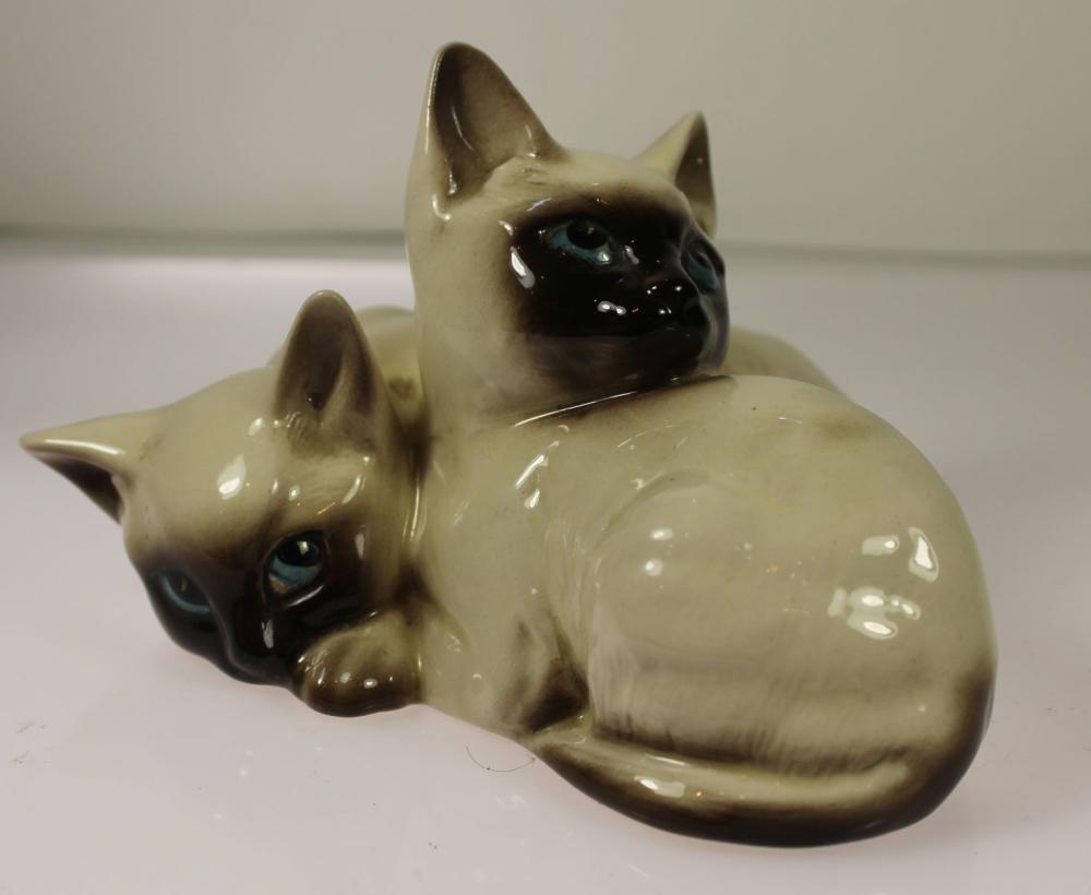 Vintage 'Beswick' Siamese K... image