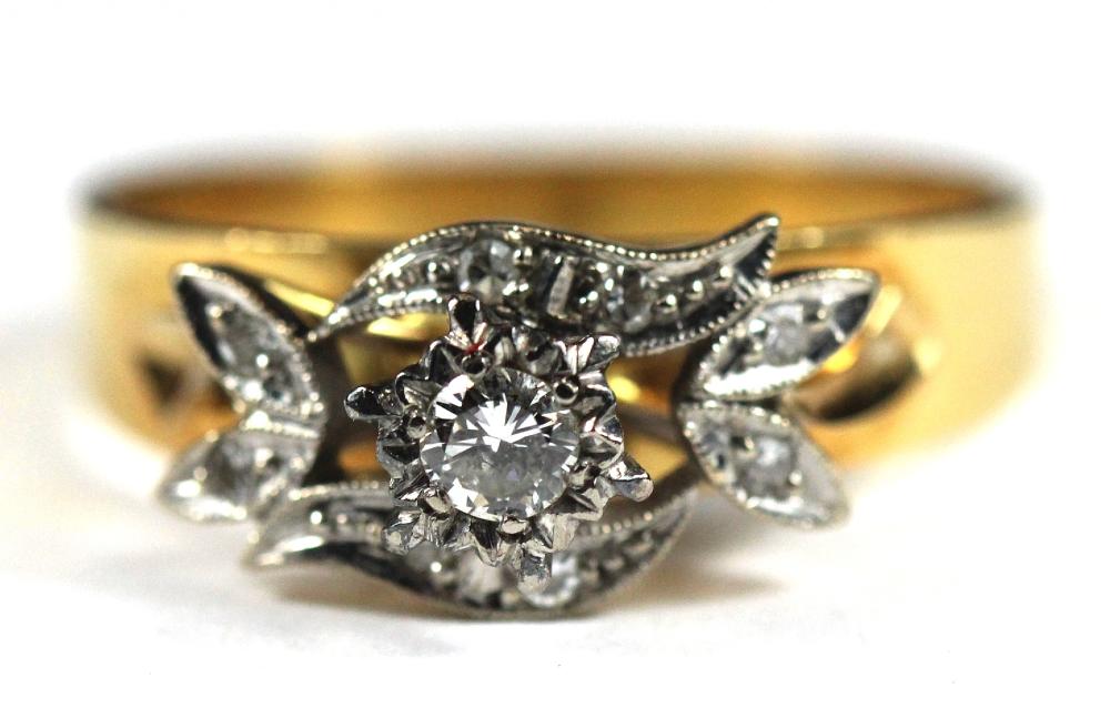 Ornate Ring in 18ct Yellow ... image