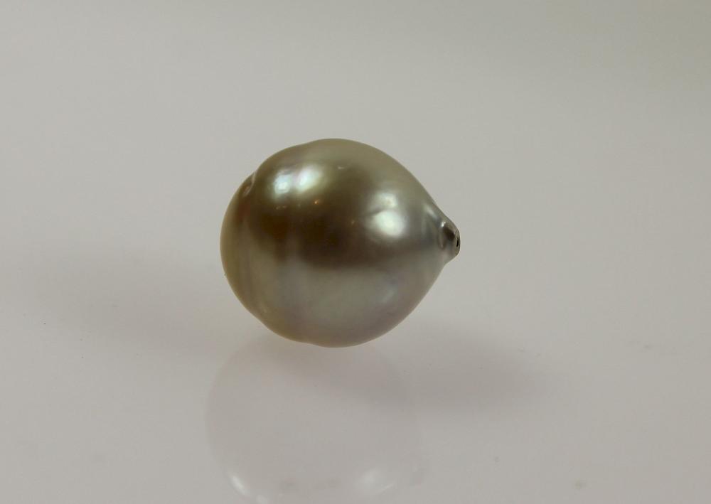 Natural Sea Pearl image