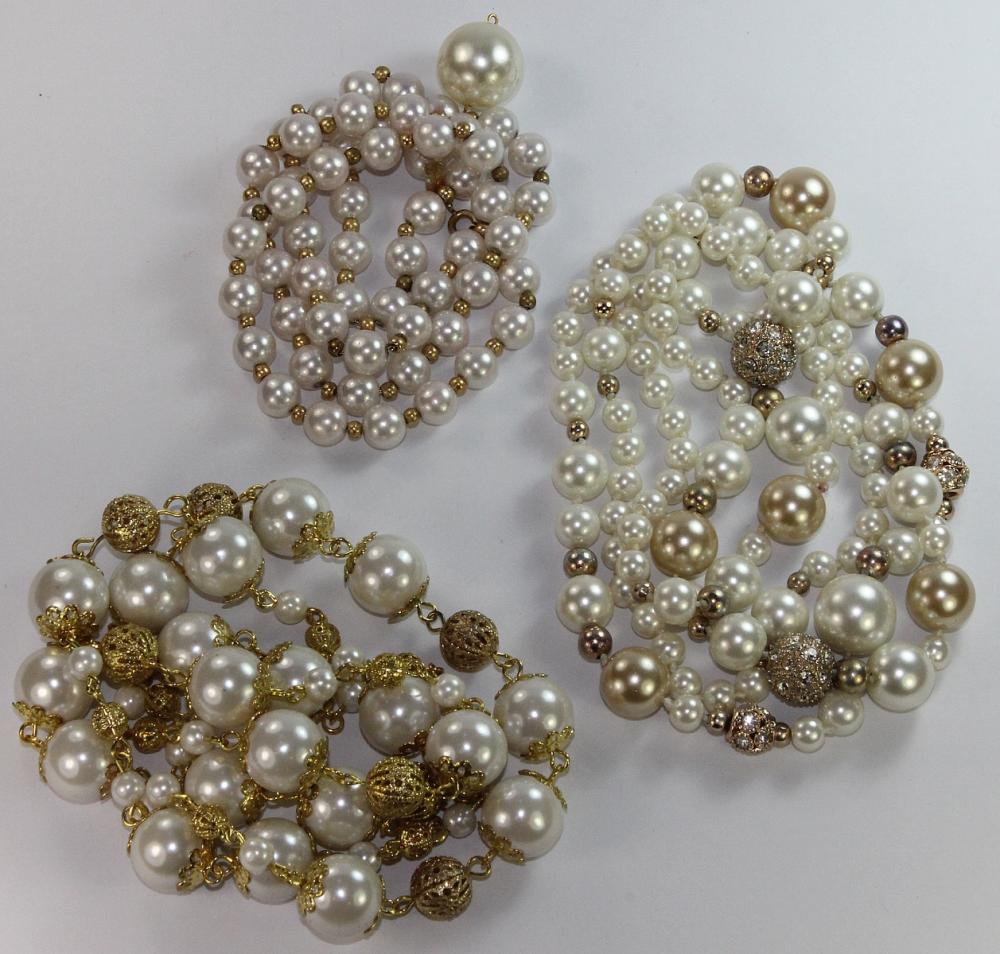 Costume Faux Pearl Necklace... image