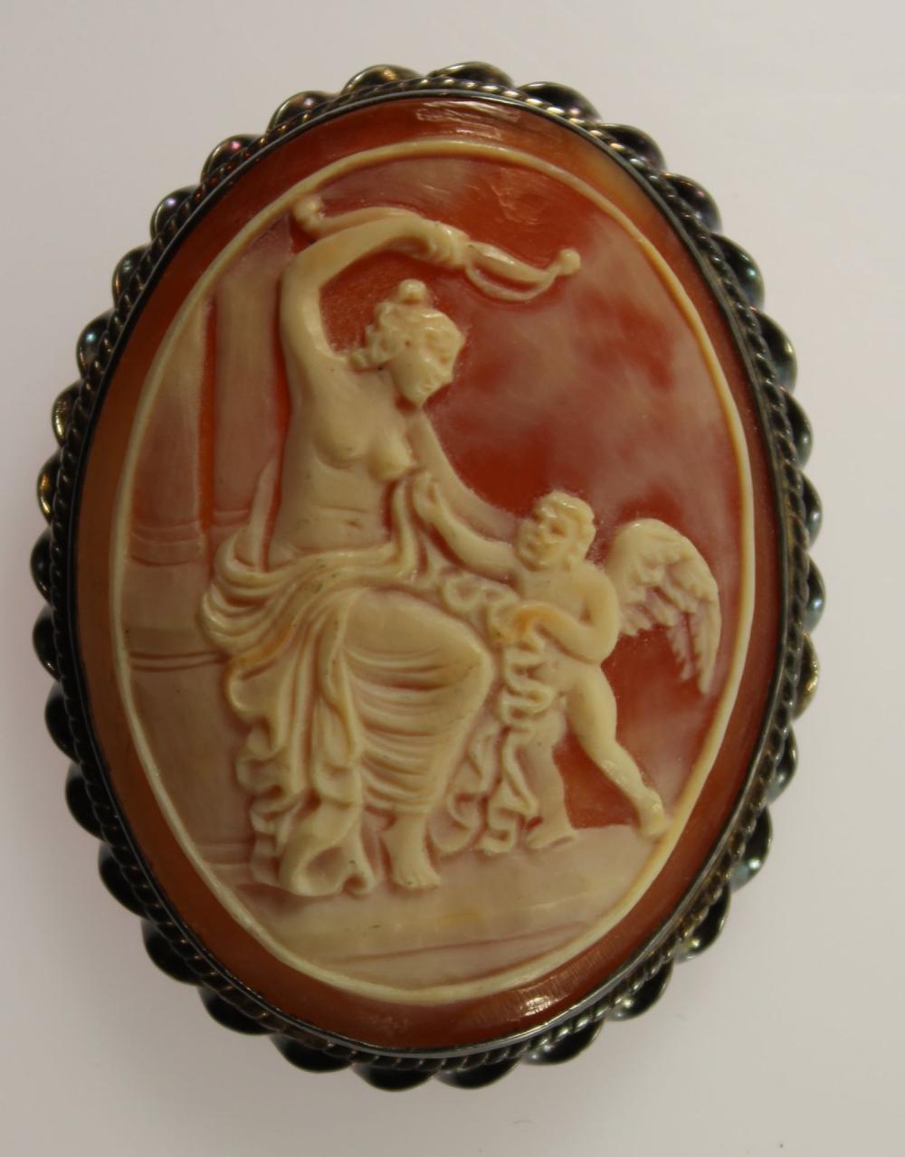 Classical Shell Cameo Brooc... image