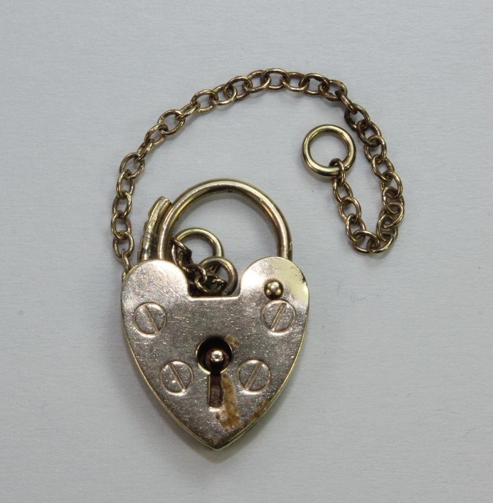 Locket Clasp in 9ct Yellow ... image