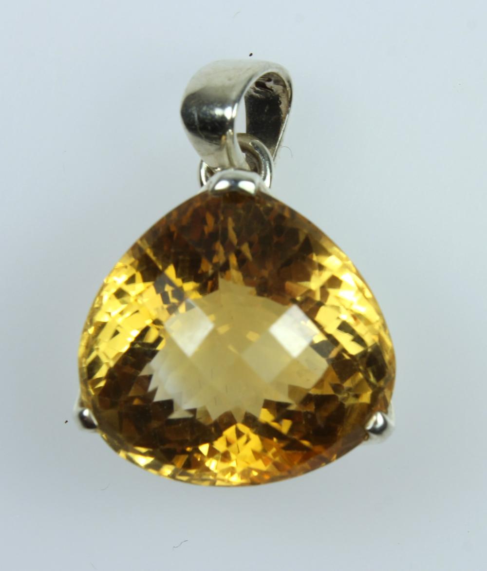 Dazzling Citrine Pendant in... image