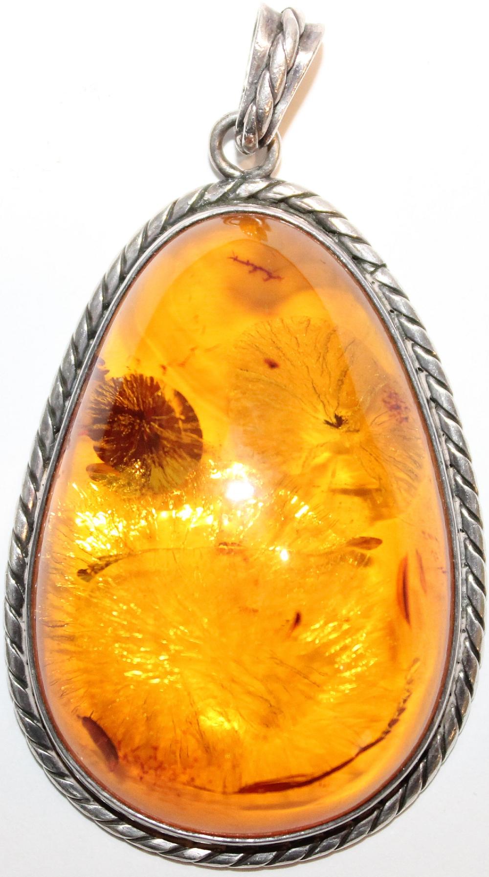 Vintage Amber Pendant set i... image