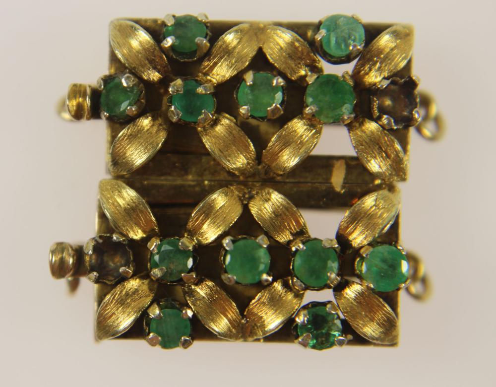 Exquisite Emerald-set Doubl... image