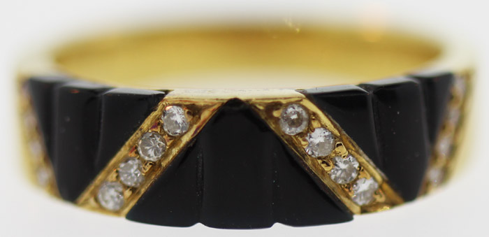 Diamond & Enamel Ring in 18... image