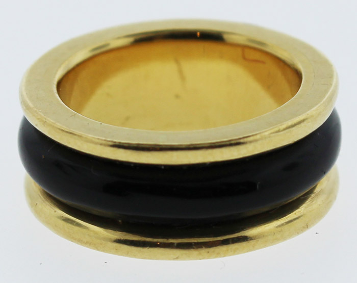 Heavy 18ct Gold & Onyx Ring image