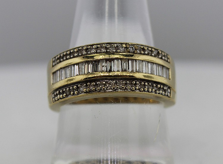 Modern Diamond Ring image