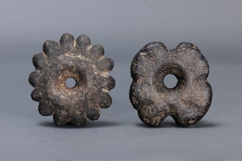 PAIR OF EARLY STONE CLUB HE... image