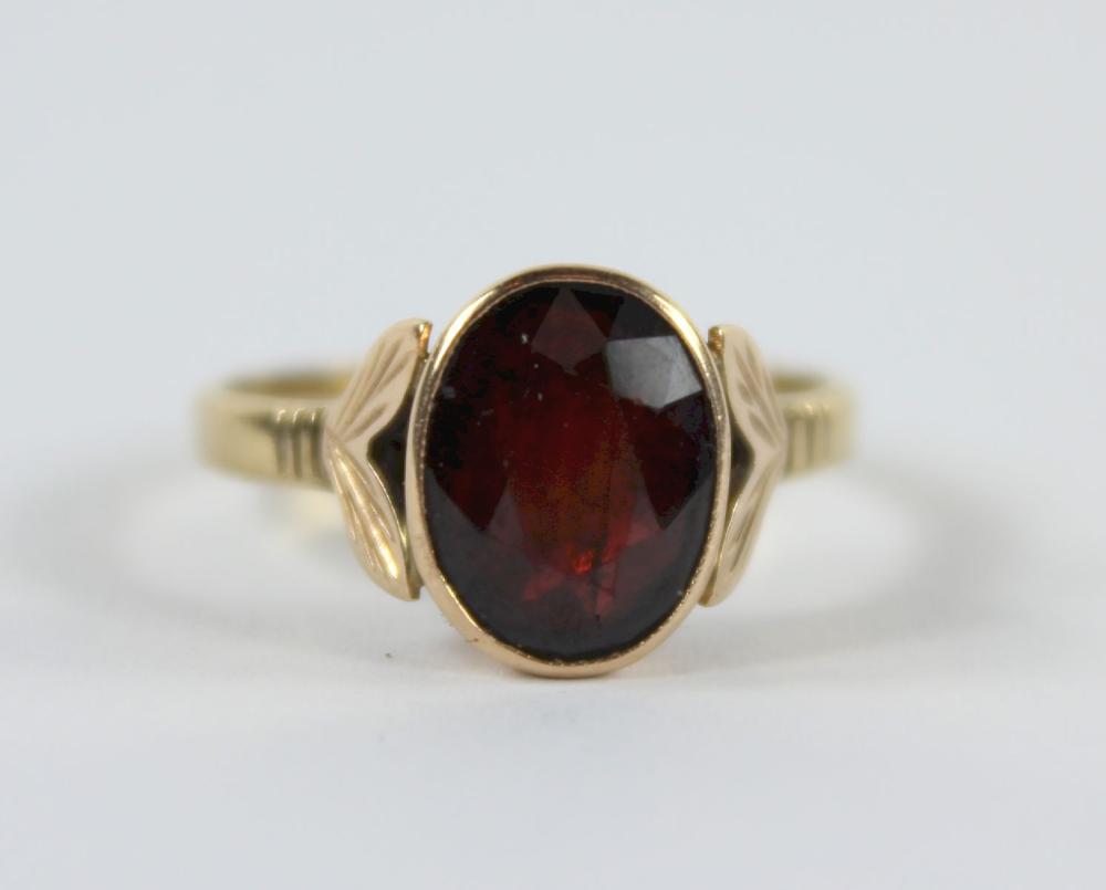 Garnet Ring in 9ct Yellow Gold image