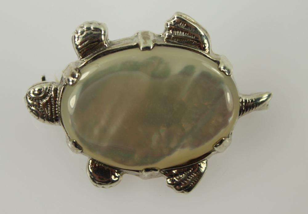 Turtle Brooch in Mother of ... image