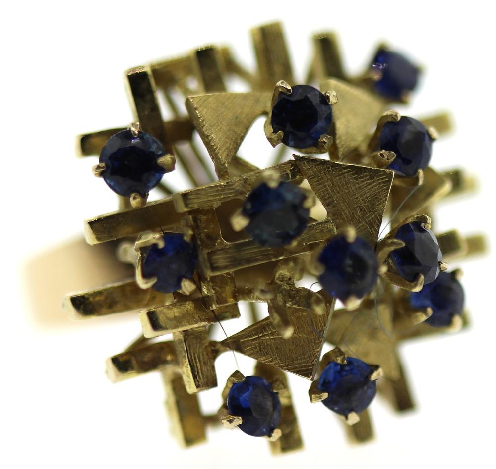 Geometric' pattern 14ct Yel... image