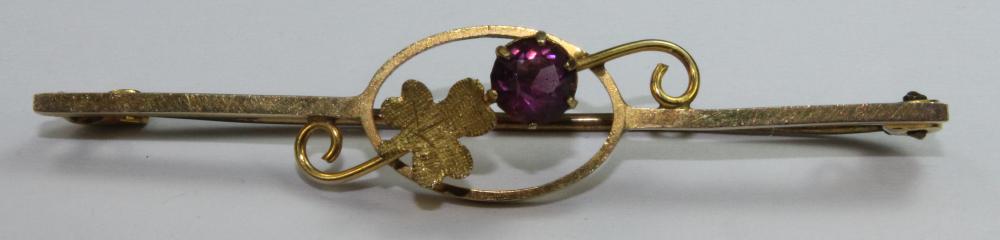 Intriguing 9ct Yellow Gold ... image