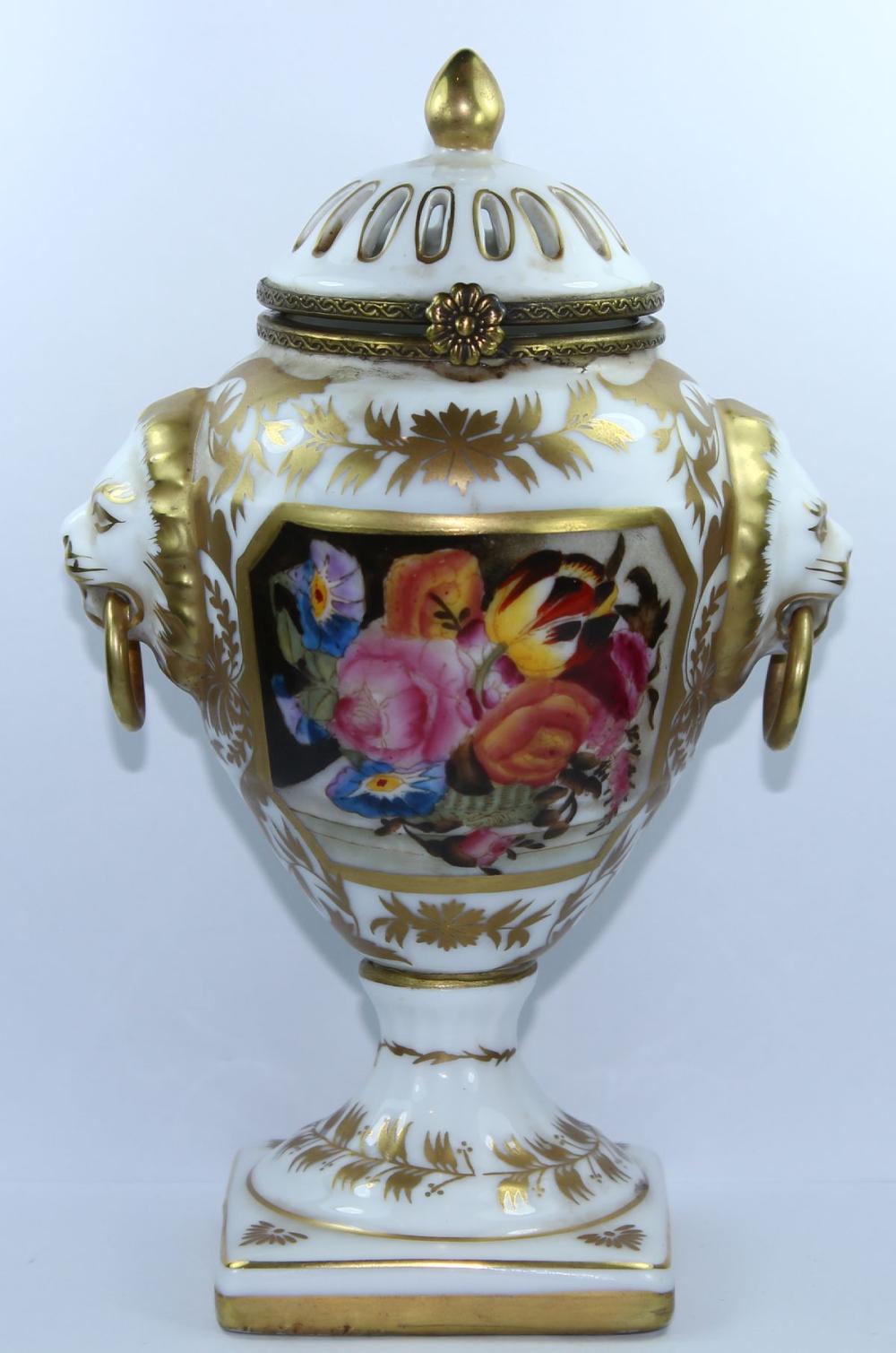 Italian style Hinged-lidded... image