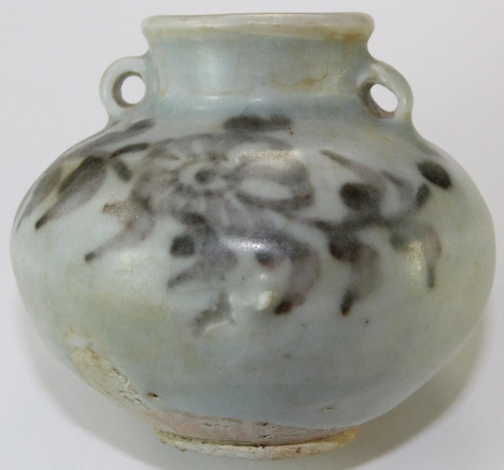 China. Small Yuan Dynasty g... image