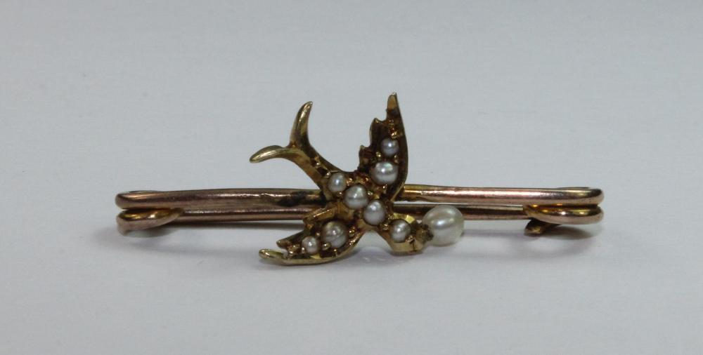 Swallow Brooch in 10ct Yell... image