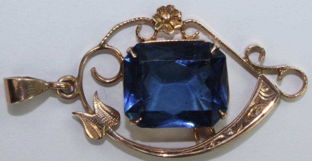 Unusual Pendant in 9ct Yell... image