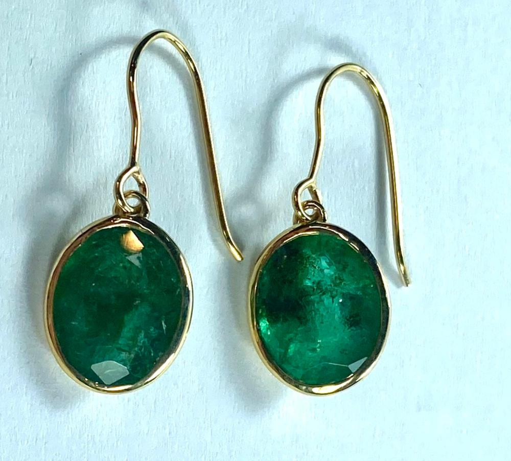 Oval-faceted Emerald Earrin... image