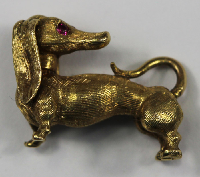 Daschund Charm in 9ct Gold image