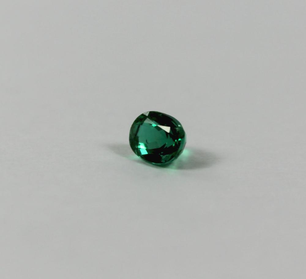 Oval-cut Emerald image